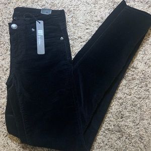 NWT Kut From The Kloth “Diana” Corduroy Jeans